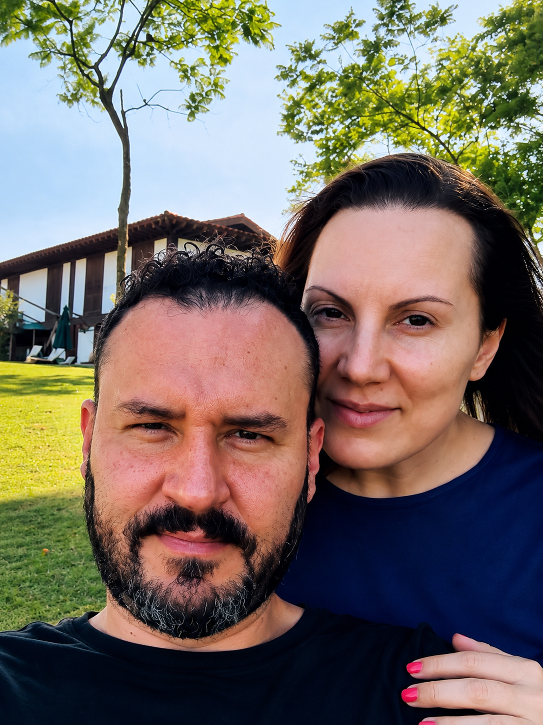 Dr. Carlos Henrique Martins e Dra. Liliane Martins, proprietários da Duallis Odontologia